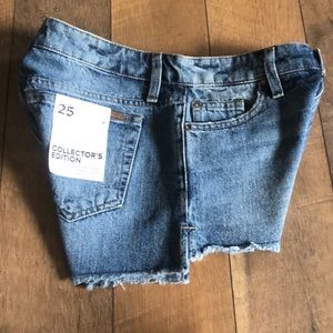 Size 25 joes jean blue jean shorts New with tags $90 collectors edition